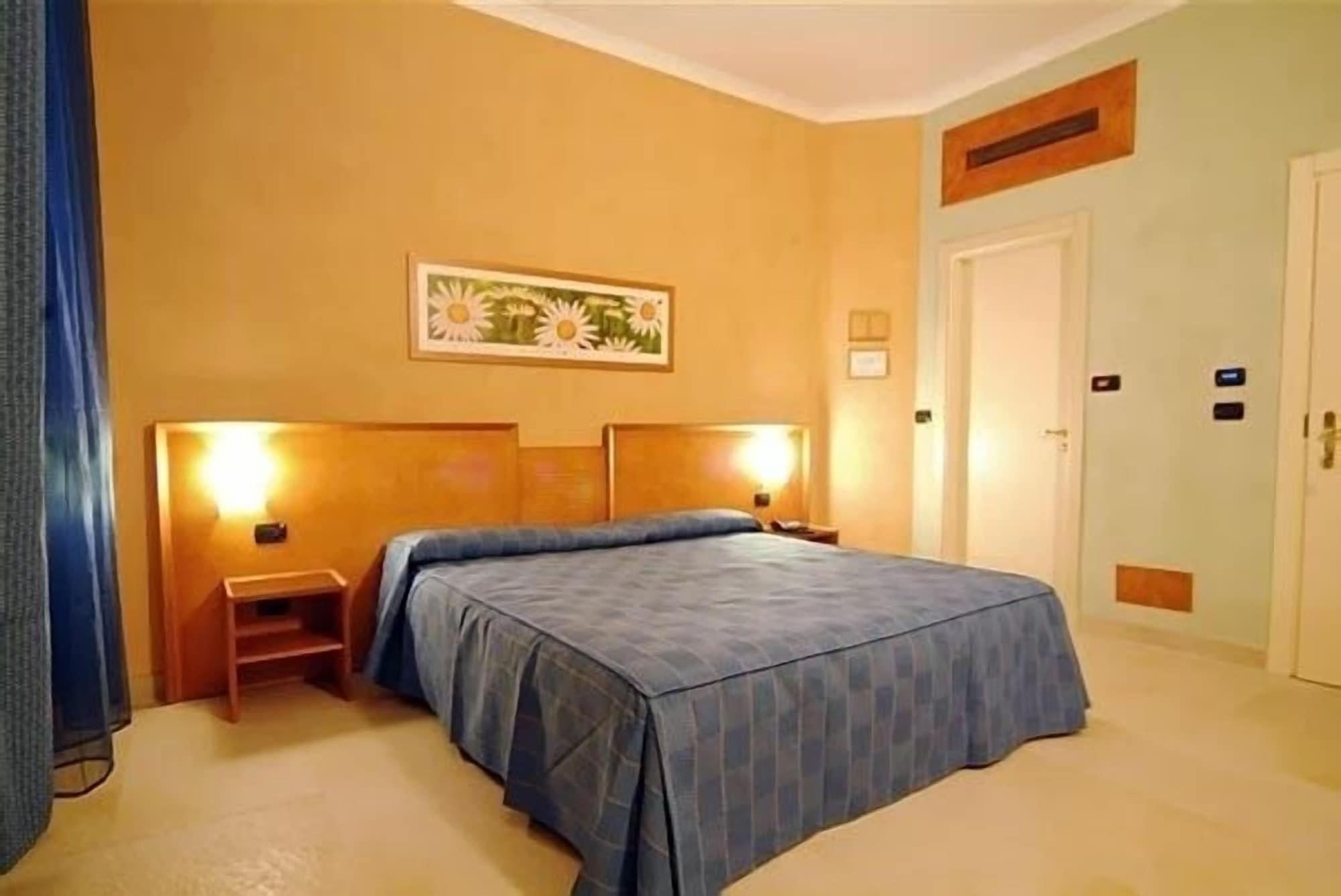 Hotel Eden Napoli Esterno foto