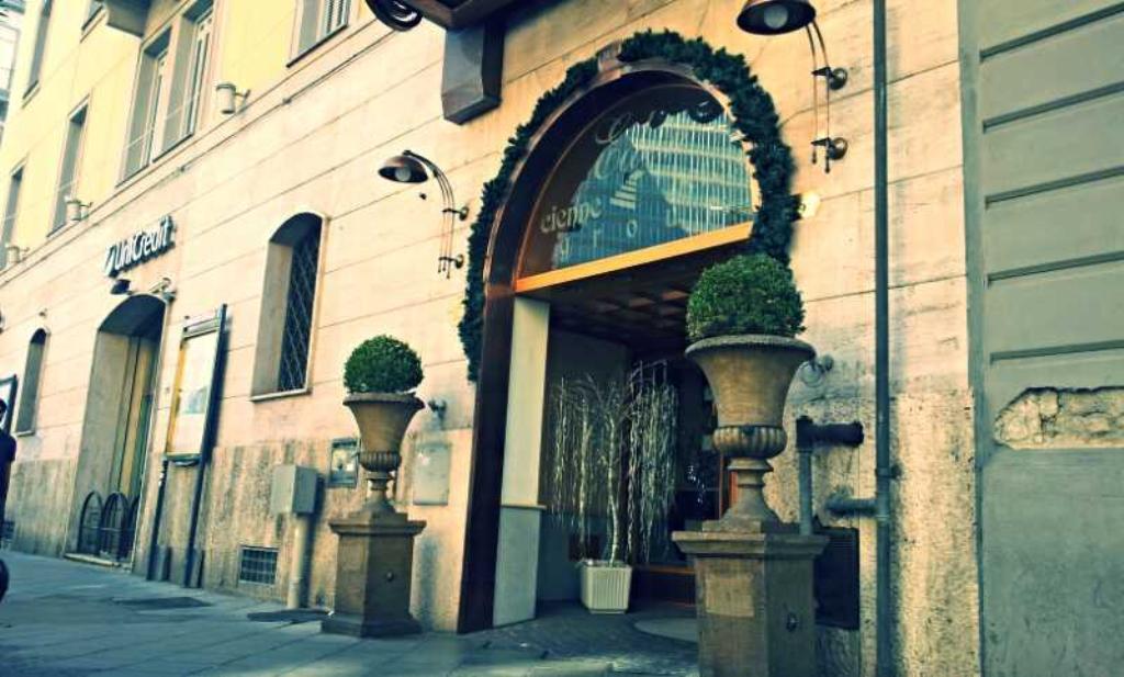 Hotel Eden Napoli Esterno foto